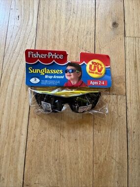 Vintage 1994 NIP fisher price Sunglasses age 2-4 toddler black wrap around style